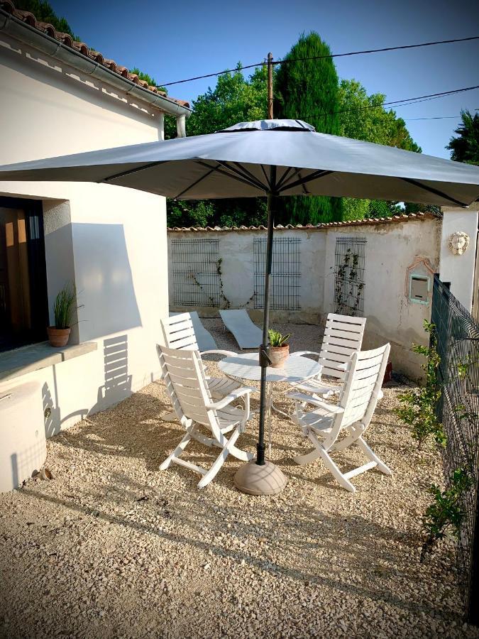 Villa Viva La Vida Entraigues-sur-la-Sorgue Esterno foto